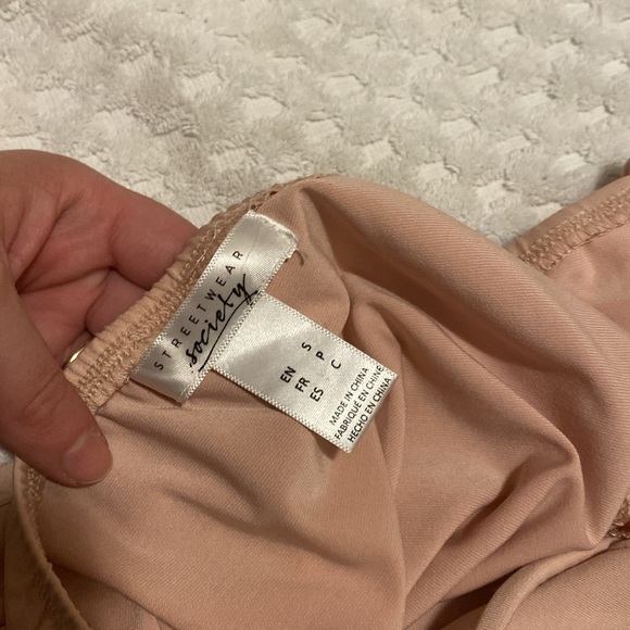 Blush pink strappy back dress - Picture 3 of 3